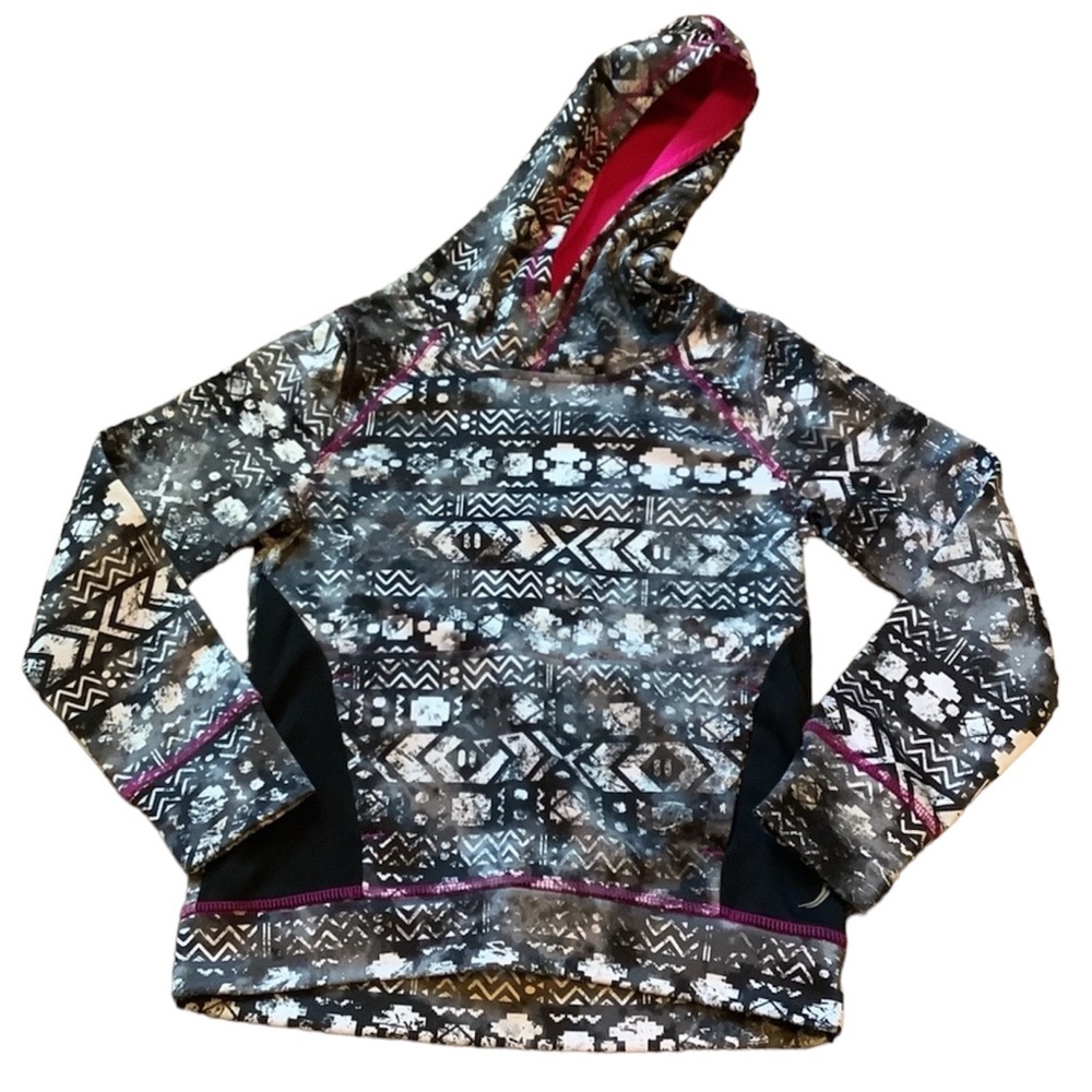 Exertek Aztec print hoodie sweatshirt | girls S 7/8 | black white gray pattern